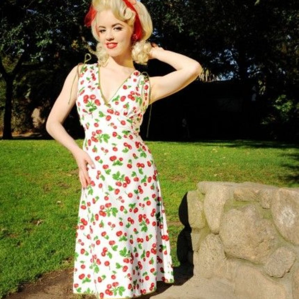PIN UP GIRL CLOTHING ANNA DRESS